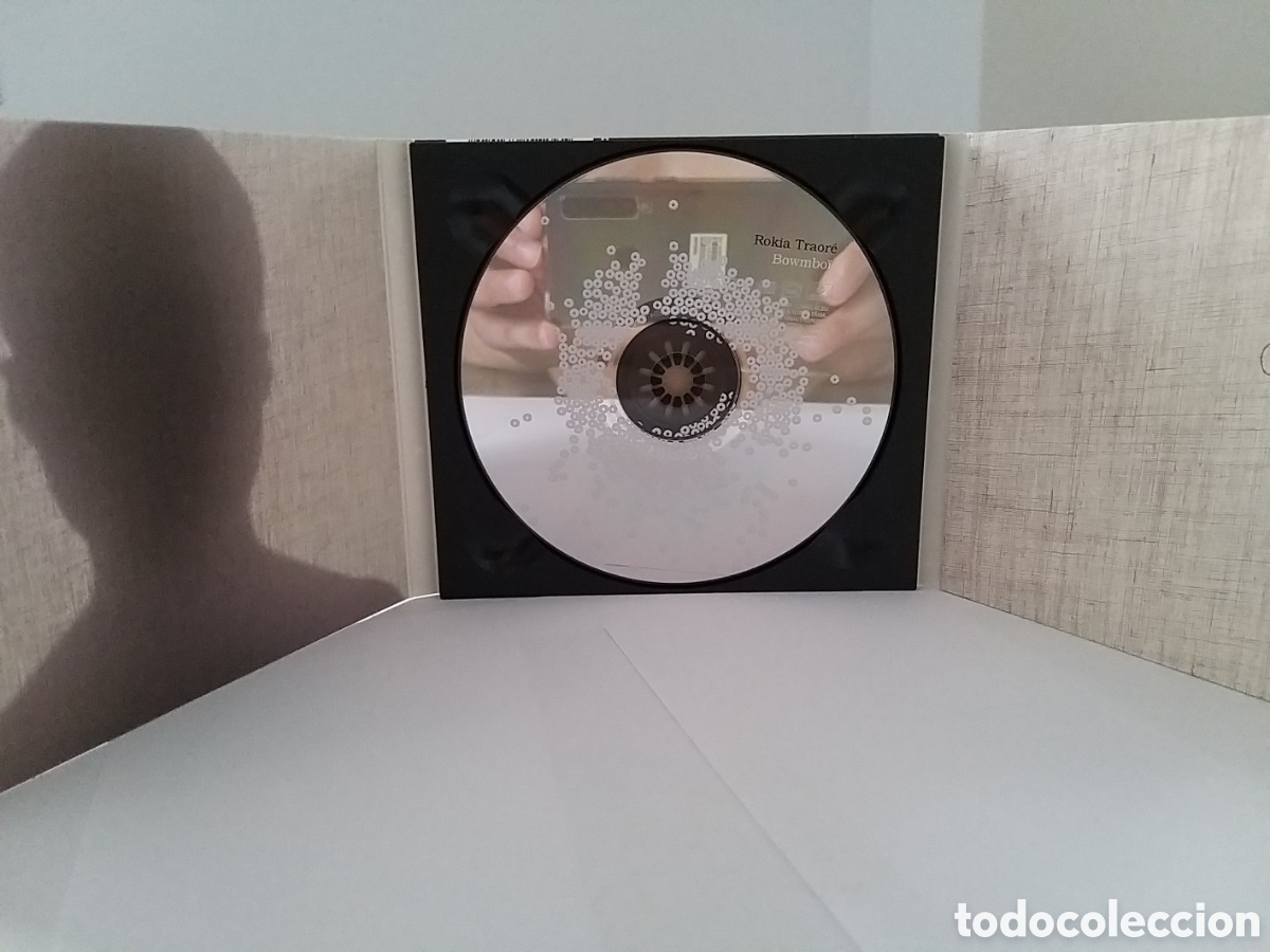 CDs de m&uacute;sica: ROKIA TRAORE - BOWMBOT & TCHAMANTCHE - 2 CD SET - Foto 6