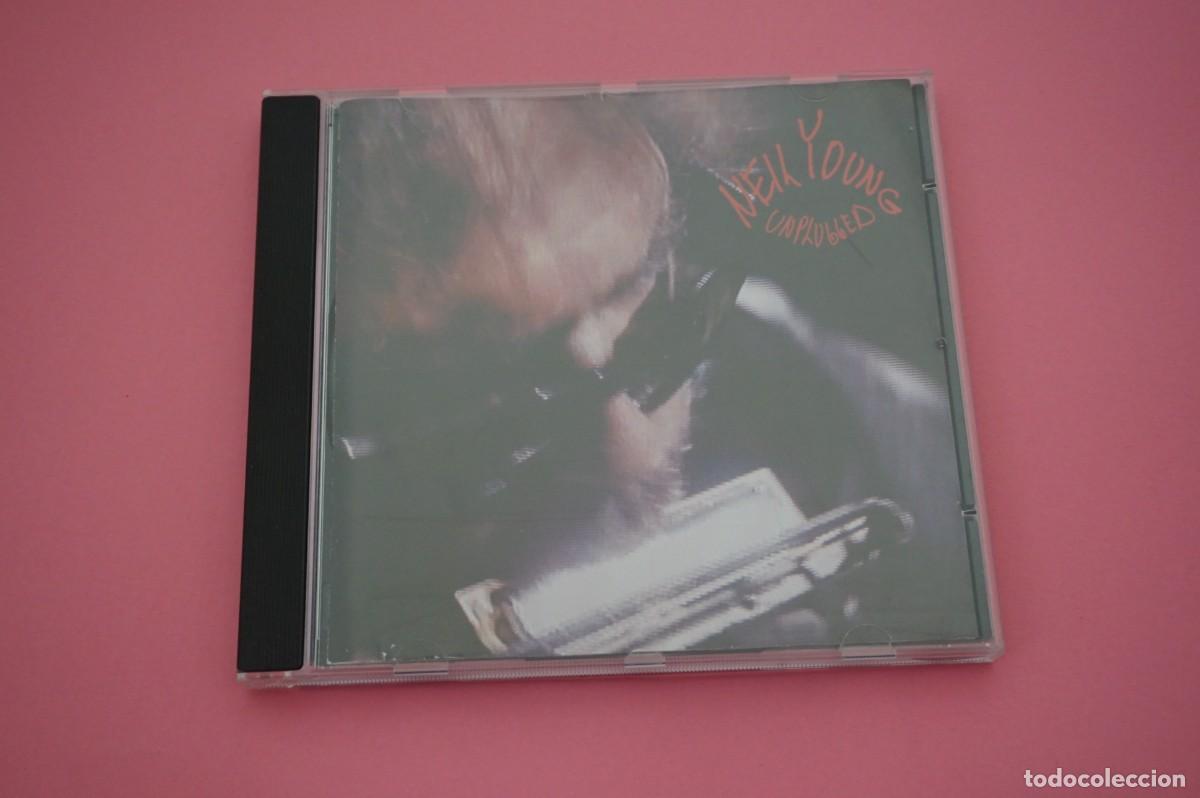 CDs de m&uacute;sica: CD/ NEIL YOUNG - UNPLUGGED - Foto 1