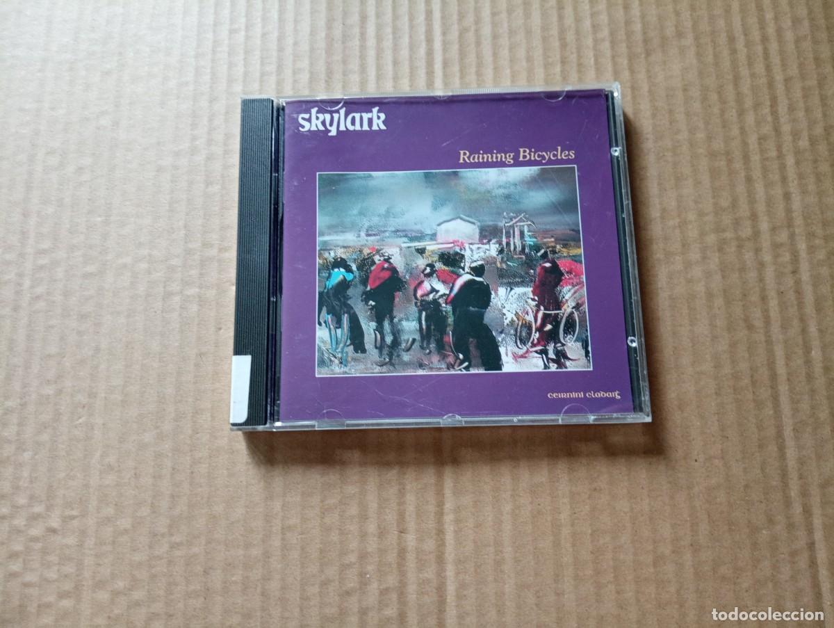 CDs de m&uacute;sica: SKYLARK - RAINING BICYCLES CD 1996 CELTIC FOLK - Foto 1