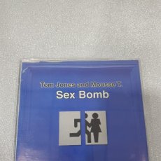 CDs de Música: TOM JONES AND MOUSSE T. SEX BOMB