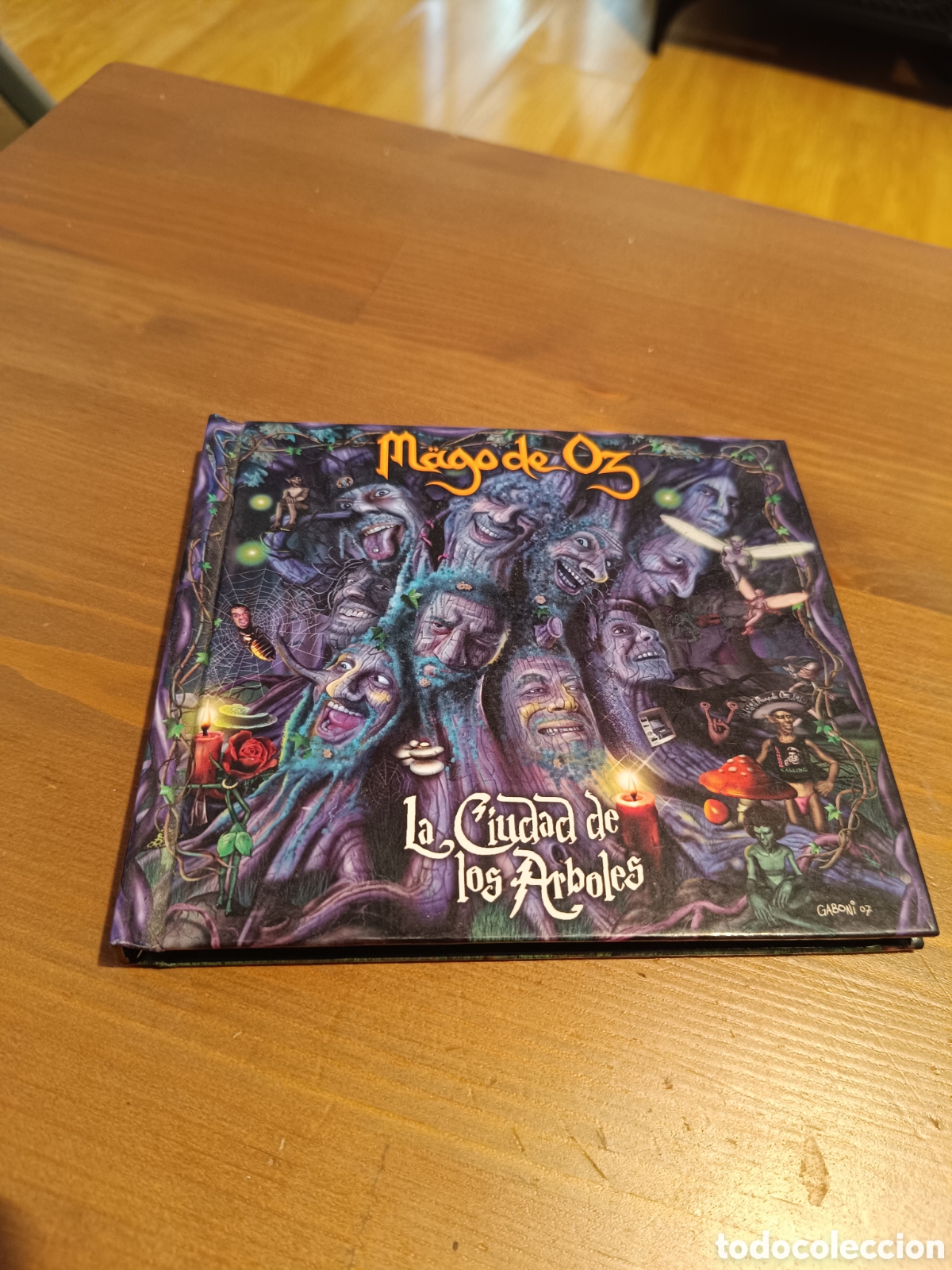 CDs de m&uacute;sica: Mago de Oz La Ciudad de los arboles CD + DVD - Foto 1