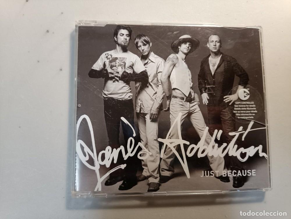 CDs de m&uacute;sica: CD MAXI JANES ADDICTION - JUST BECAUSE - Foto 1