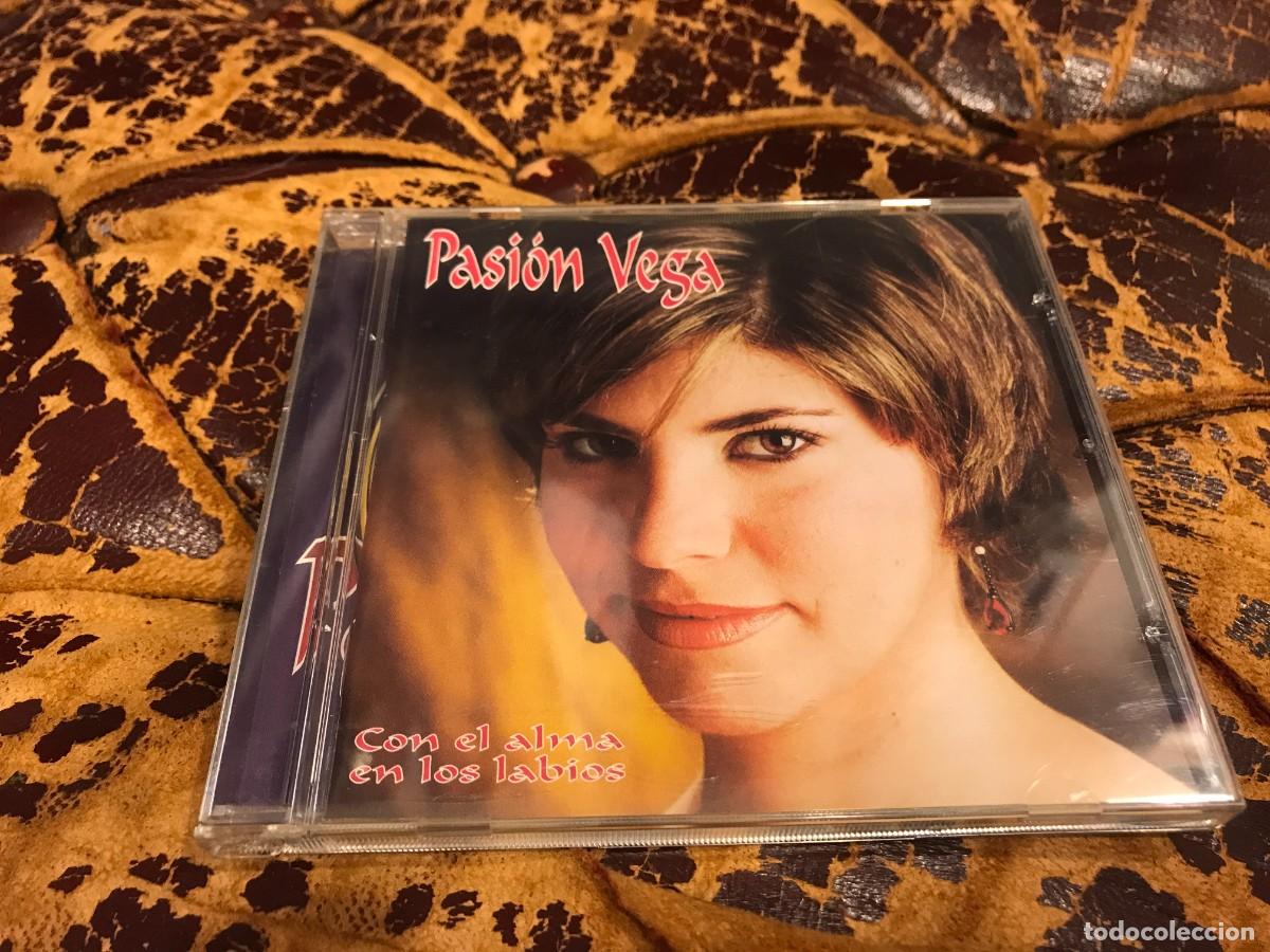 CDs de m&uacute;sica: CD. PASI&Oacute;N VEGA. CON EL ALMA EN LOS LABIOS. - Foto 1