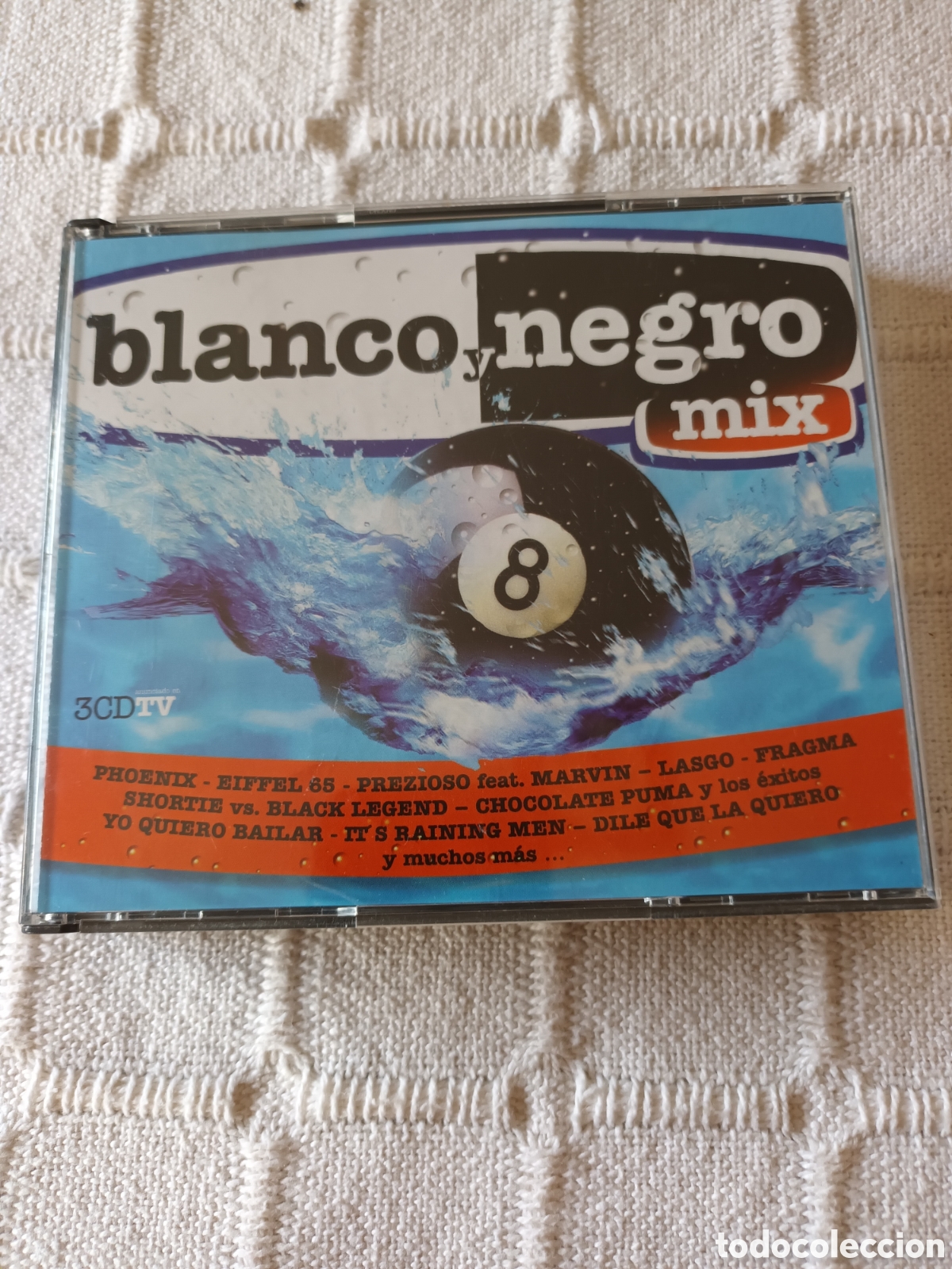 CDs de m&uacute;sica: Blanco y negro - Foto 1