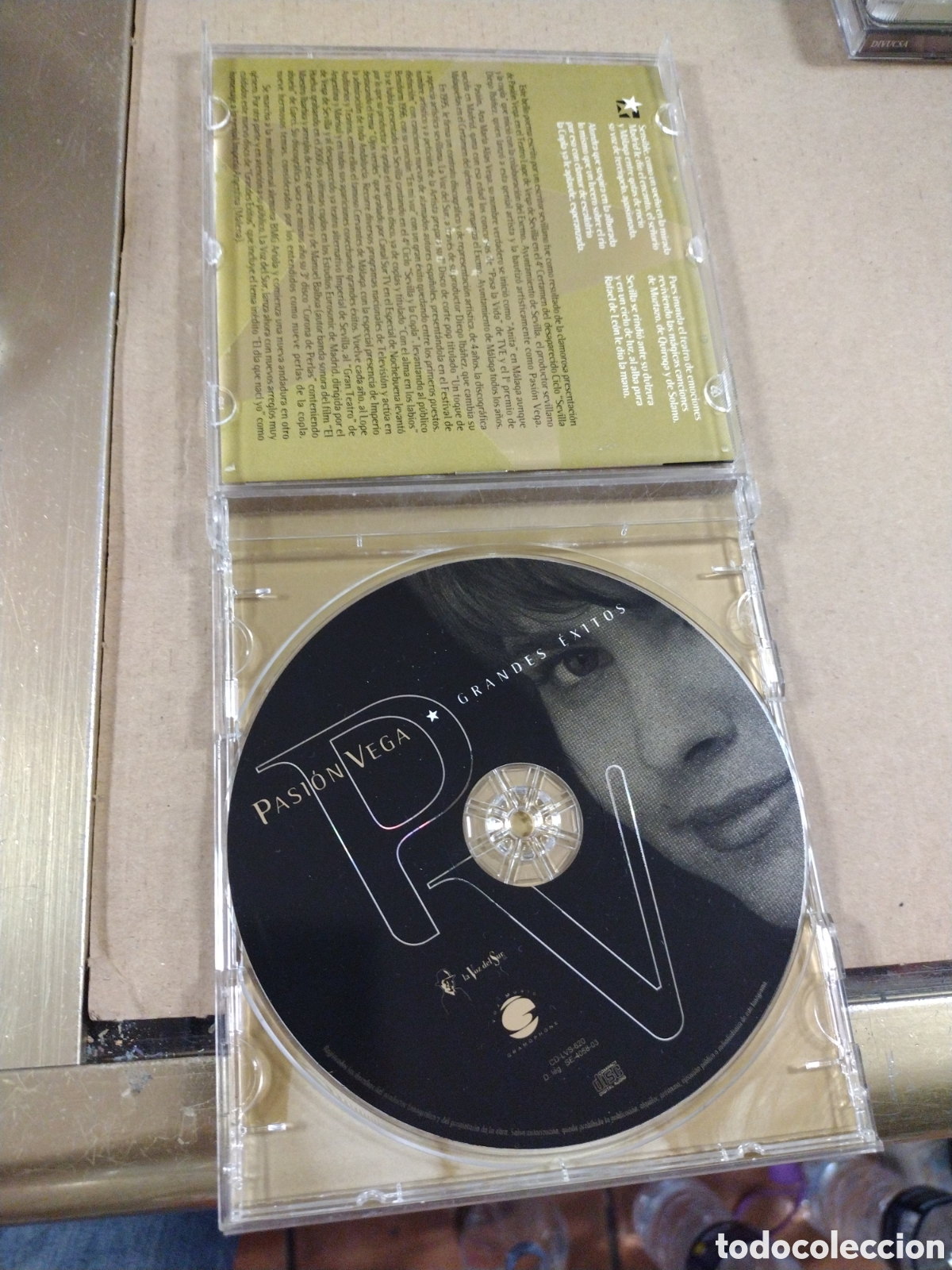 CDs de m&uacute;sica: Pasi&oacute;n Vega - Grandes Exitos. CD - Foto 3