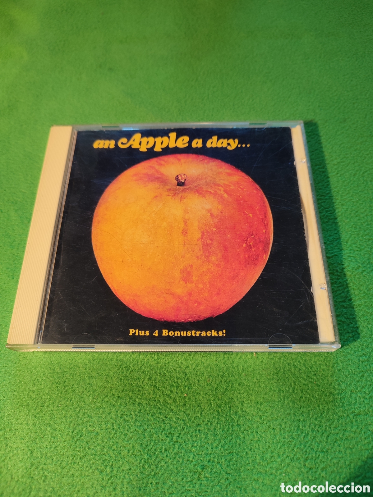 CDs de m&uacute;sica: Apple - An Apple a day. .. - Foto 1