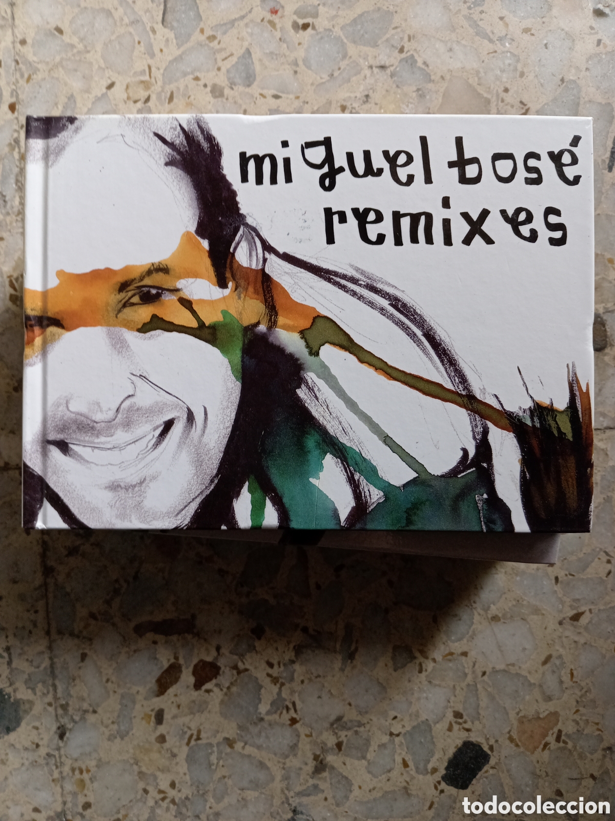 CDs de m&uacute;sica: CD Y LIBRO MIGUEL BOSE REMIXES EL PAIS - Foto 1