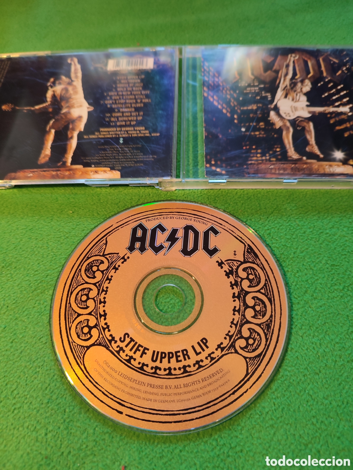 CDs de m&uacute;sica: AC/DC - Stiff upper lip - Foto 2