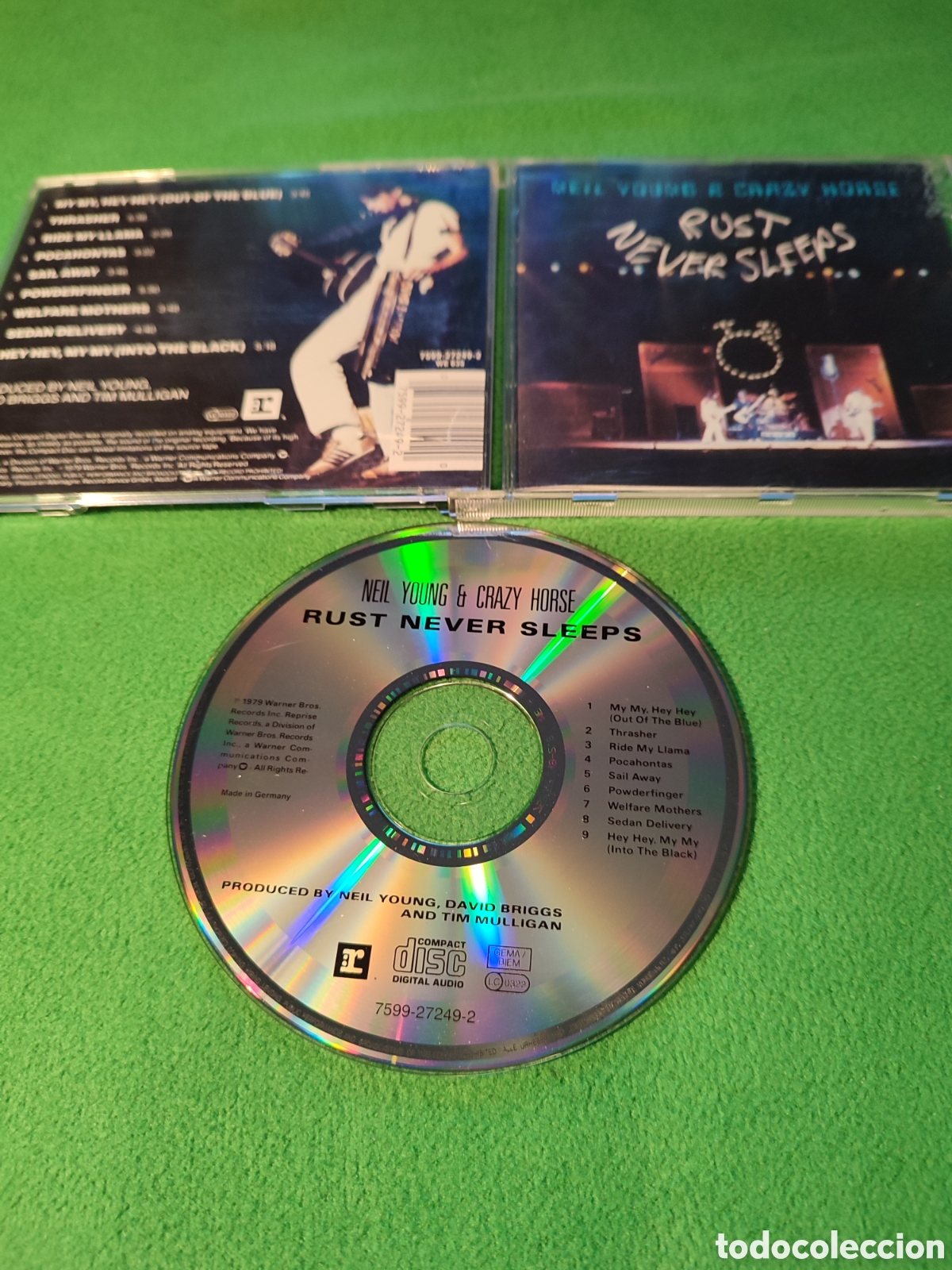 CDs de m&uacute;sica: Neil Young & Crazy Horse - Rust Never sleeps - Foto 2