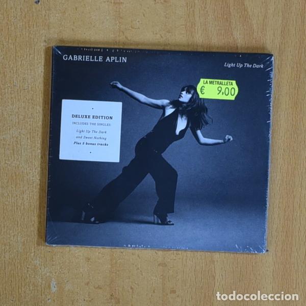 CDs de M&uacute;sica: GABRIELLE CHAPLIN - LIGHT UP THE DARK - CD