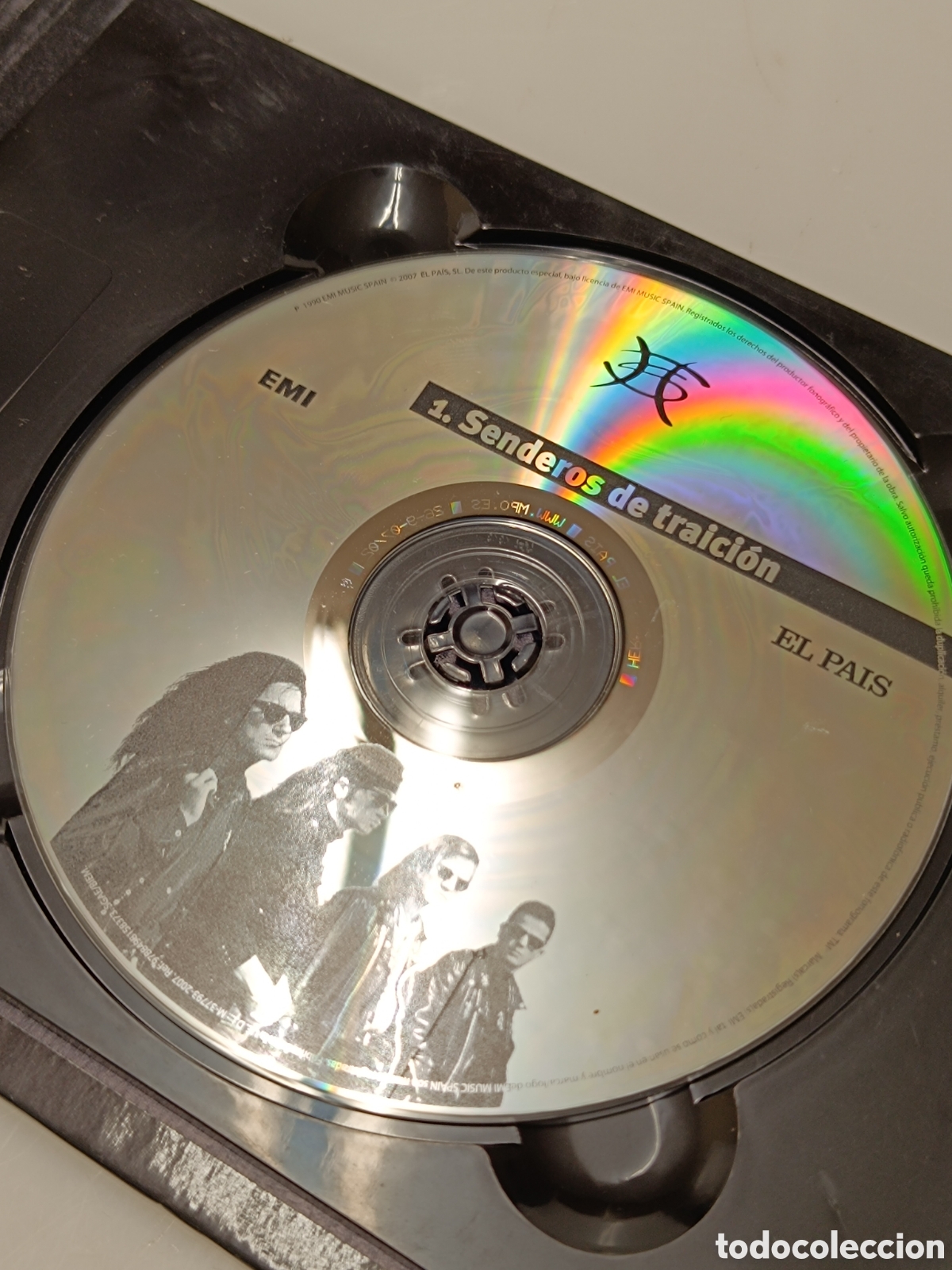 CDs de m&uacute;sica: H&eacute;roes del silencio senderos de traici&oacute;n libro cd El pais - Foto 2