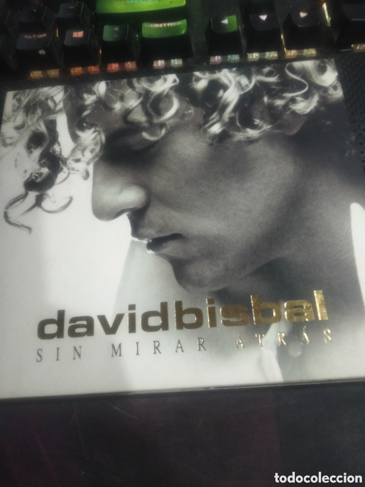 CDs de m&uacute;sica: David Bisbal sin mirar atr&aacute;s -21 - Foto 1