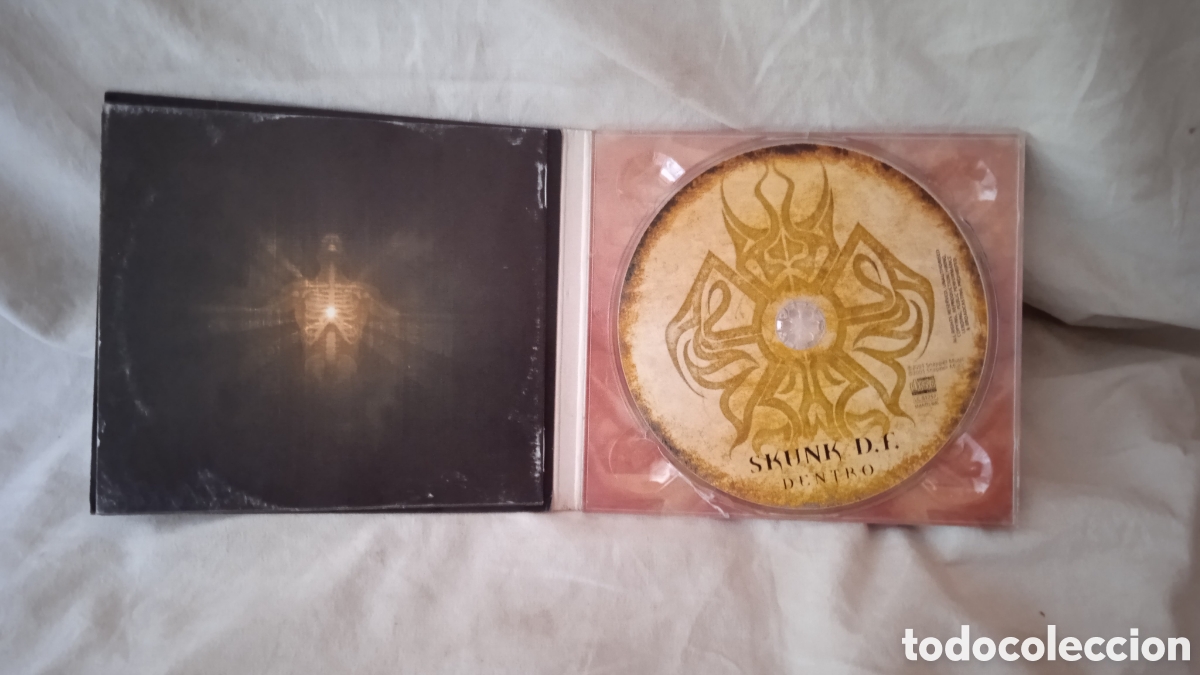 CDs de m&uacute;sica: SKUNK D.F. (digibook) - Foto 2