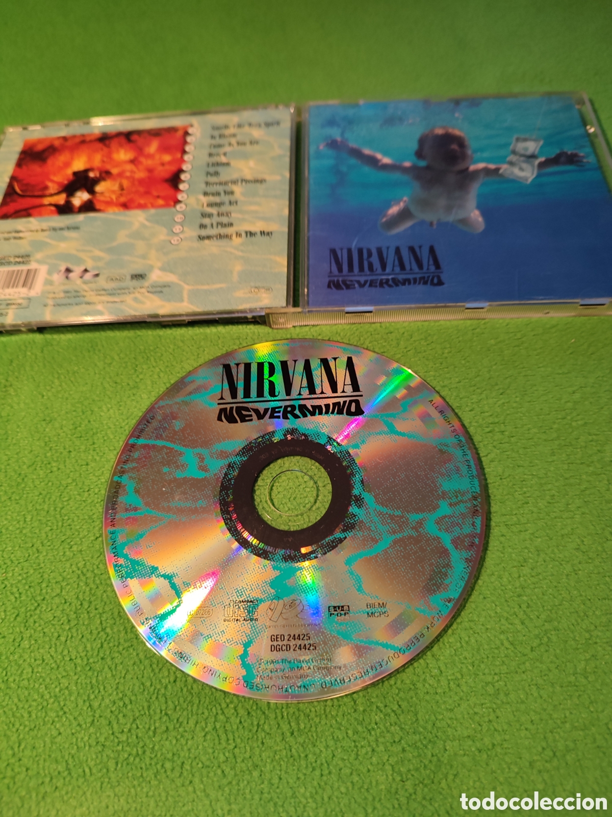 CDs de m&uacute;sica: Nirvana - Nevermind edici&oacute;n CD - Foto 2