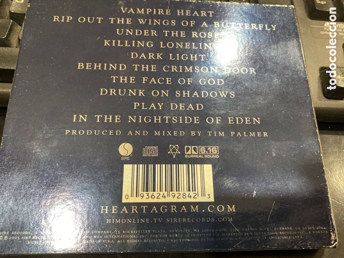 CDs de m&uacute;sica: Dark Light - Cardboard slipcase - Foto 2