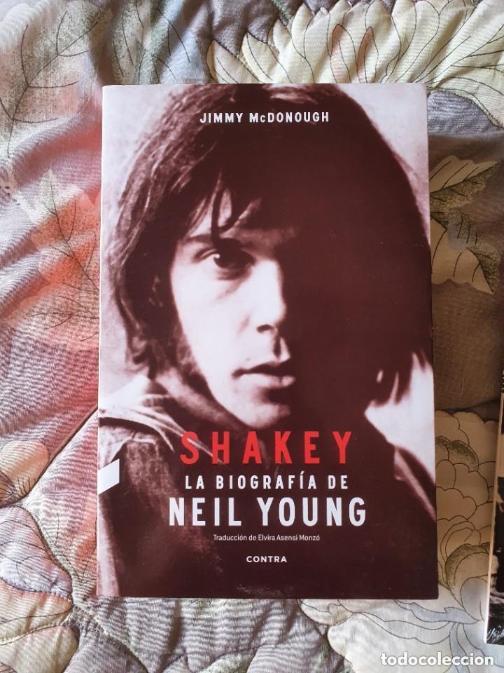 CDs de m&uacute;sica: LOTE BUFFALO SPRINGFIELD + LIBRO NEIL YOUNG - Foto 2