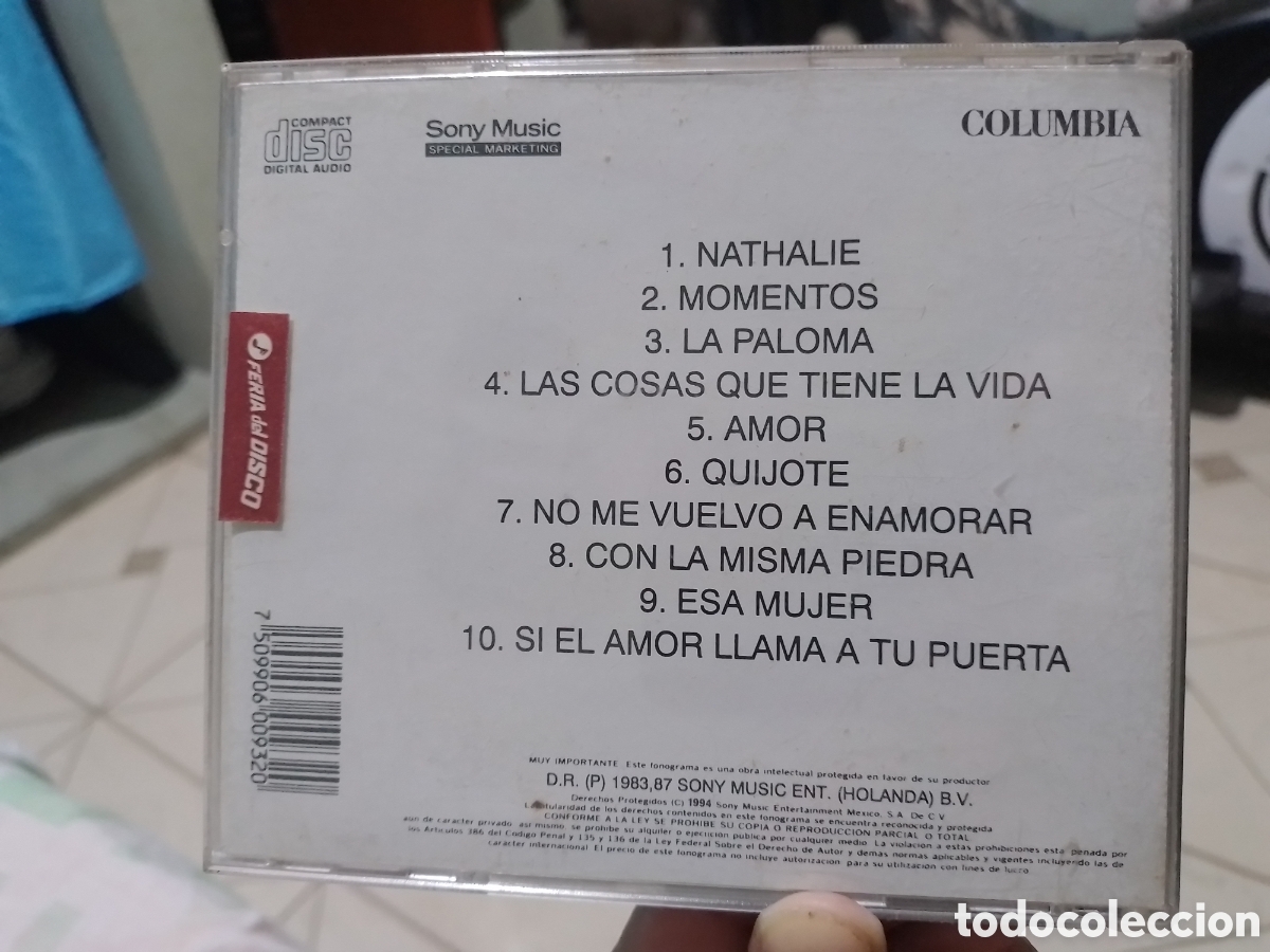 CDs de m&uacute;sica: Julio Iglesias CD Momentos - Foto 2