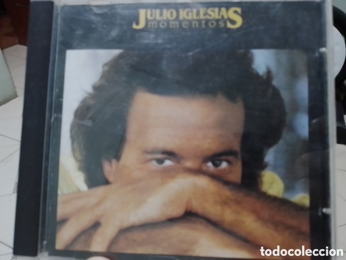 CDs de m&uacute;sica: Julio Iglesias CD Momentos - Foto 1