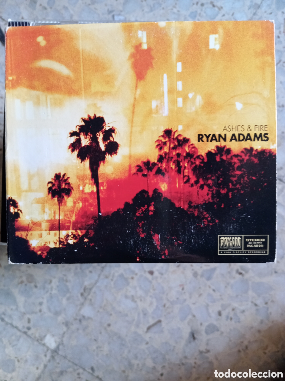 CDs de m&uacute;sica: CD RYAN ADAMS ASHES & FIRE - Foto 1