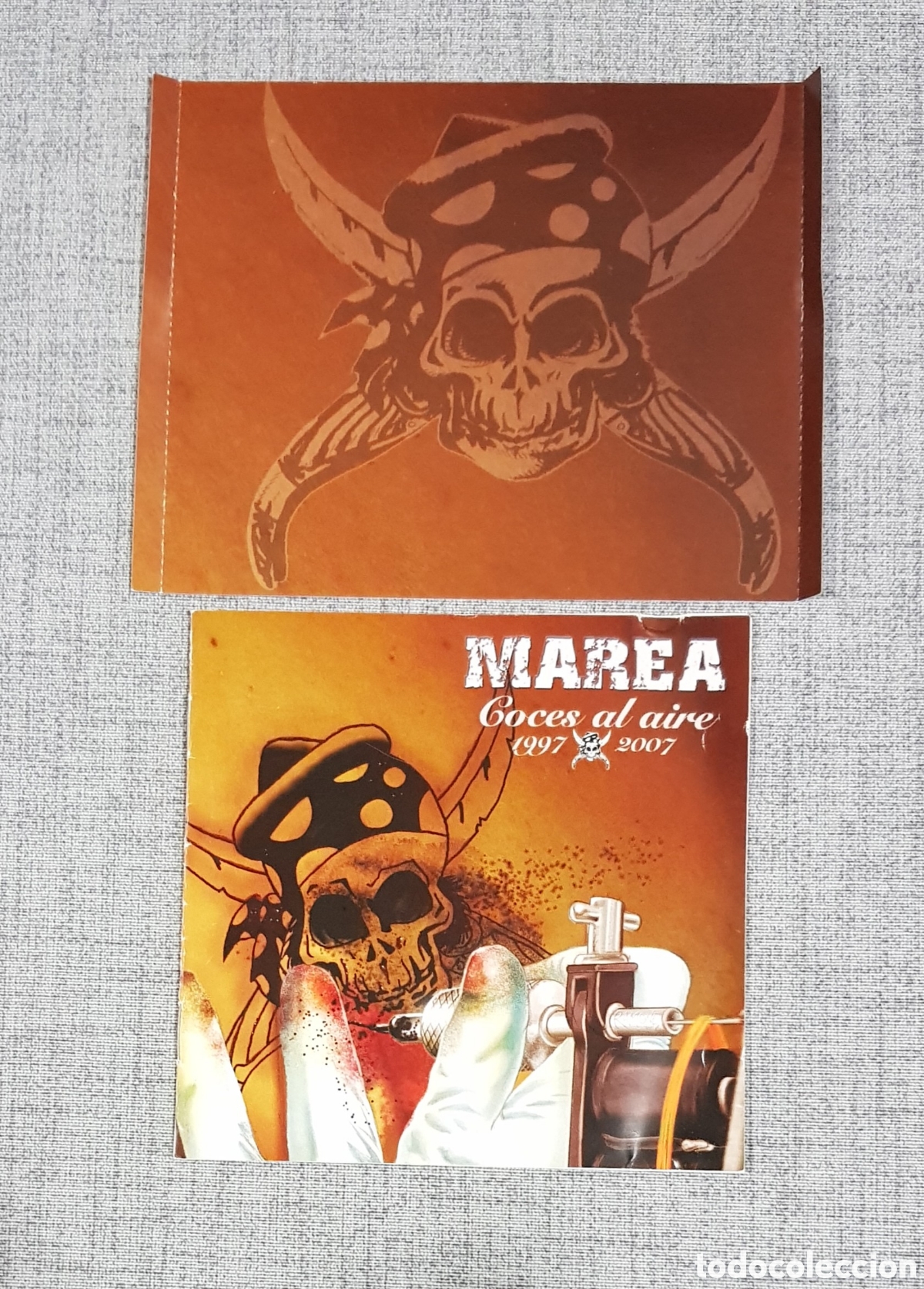 CDs de m&uacute;sica: PAPELES DEL CD MAREA COCES AL AIRE 1997 - 2007 - Foto 1