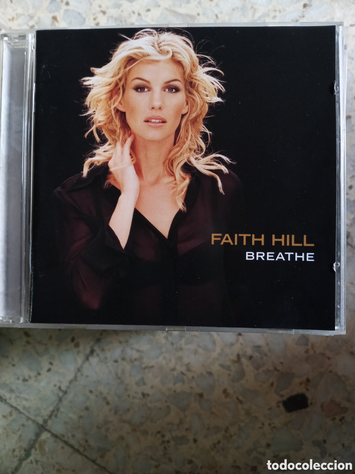 CDs de m&uacute;sica: CD FAITH HILL BREATHE - Foto 1