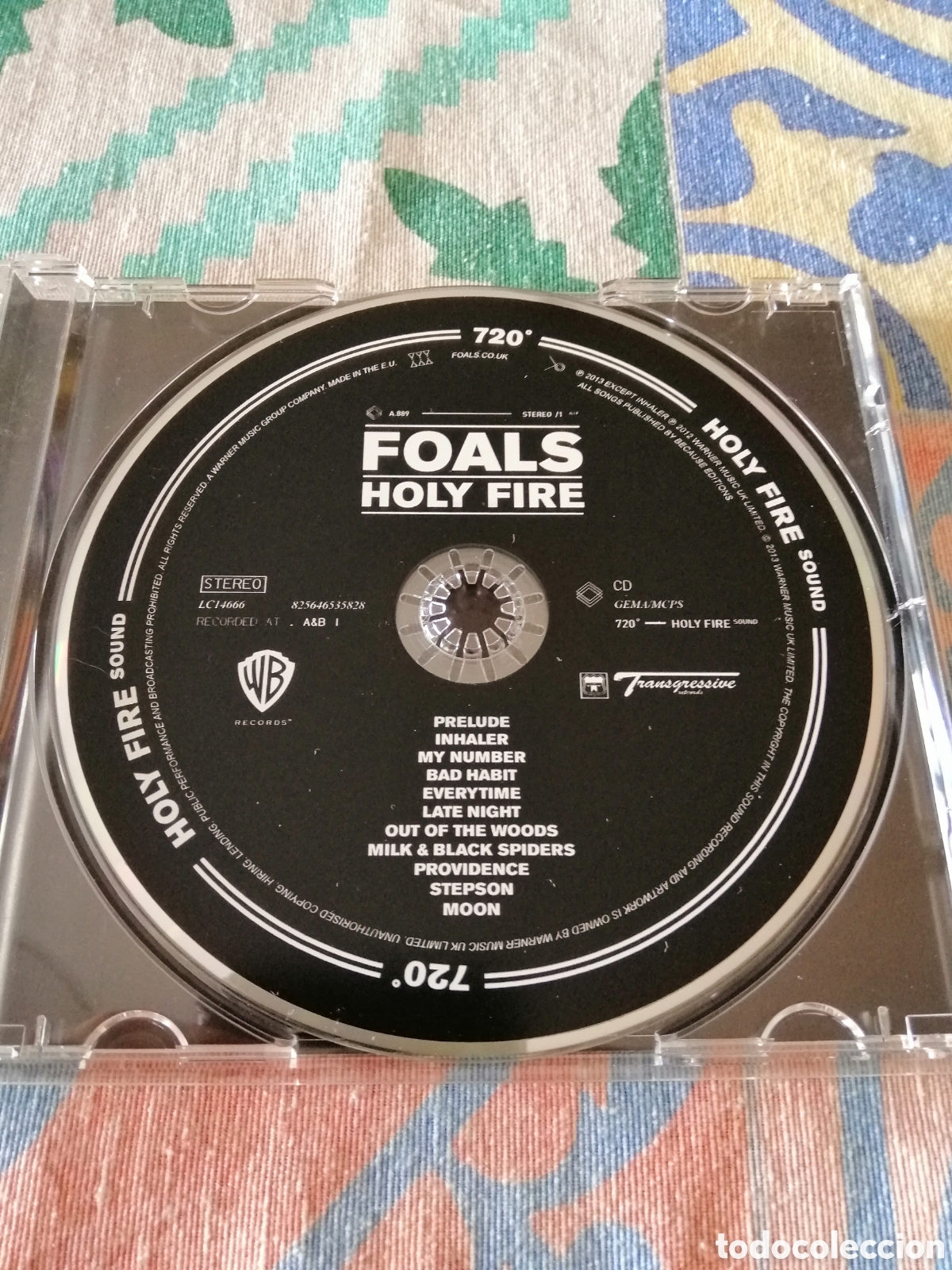 CDs de m&uacute;sica: foals holy fire cd - Foto 3