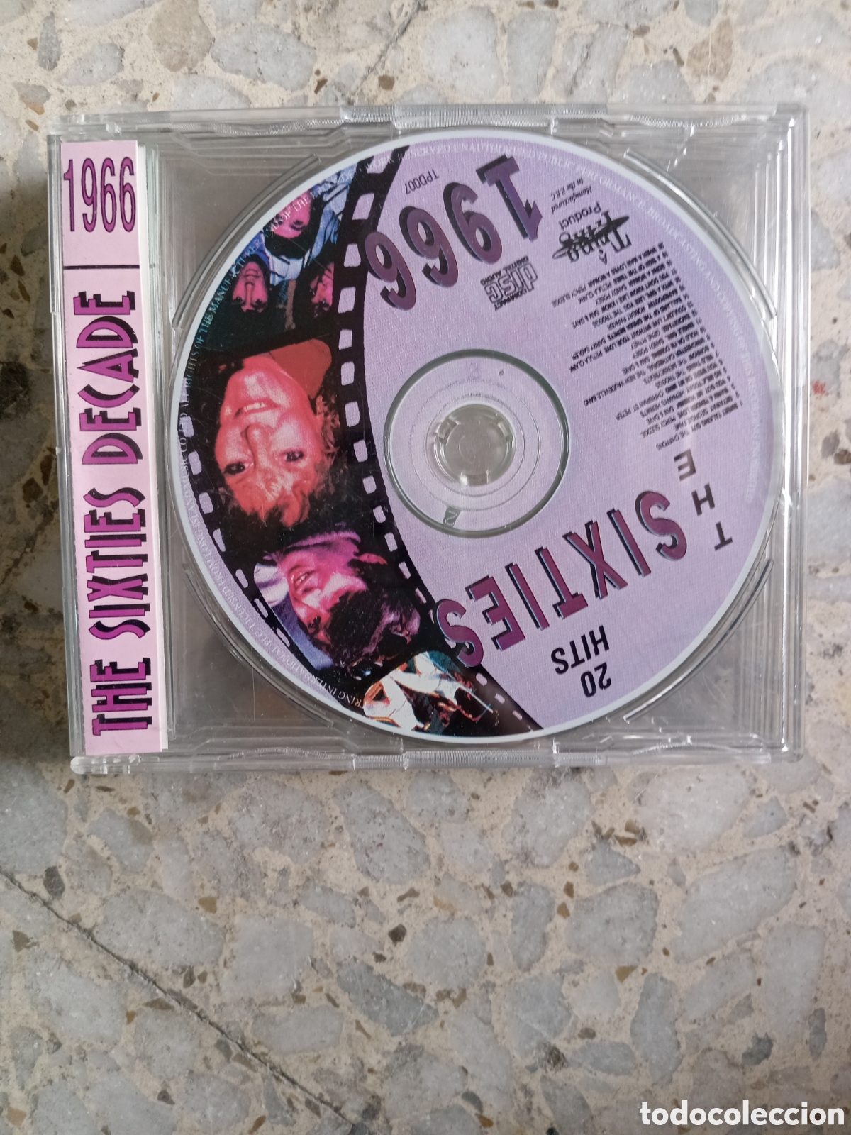 CDs de m&uacute;sica: CD 20 HITS THE SIXTIES DECADE 1966 - Foto 1