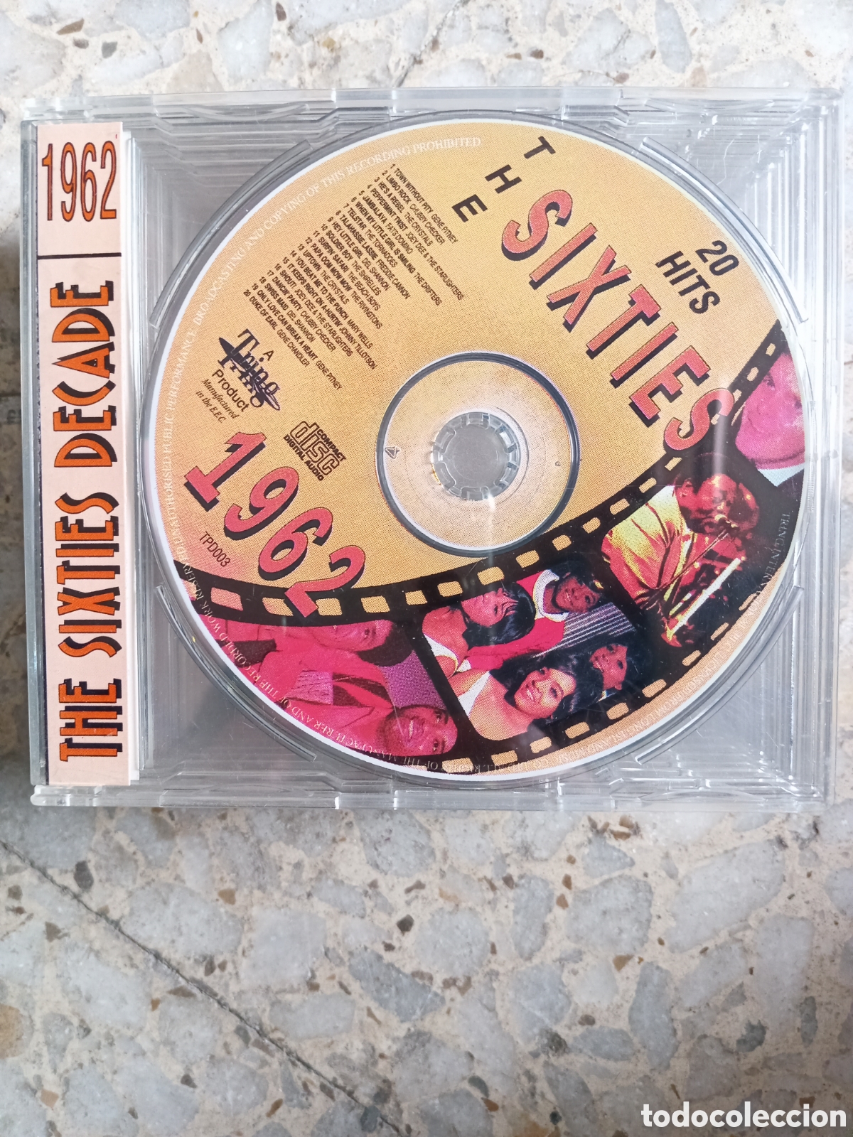 CDs de m&uacute;sica: CD 20 HITS THE SIXTIES DECADE 1962 - Foto 1