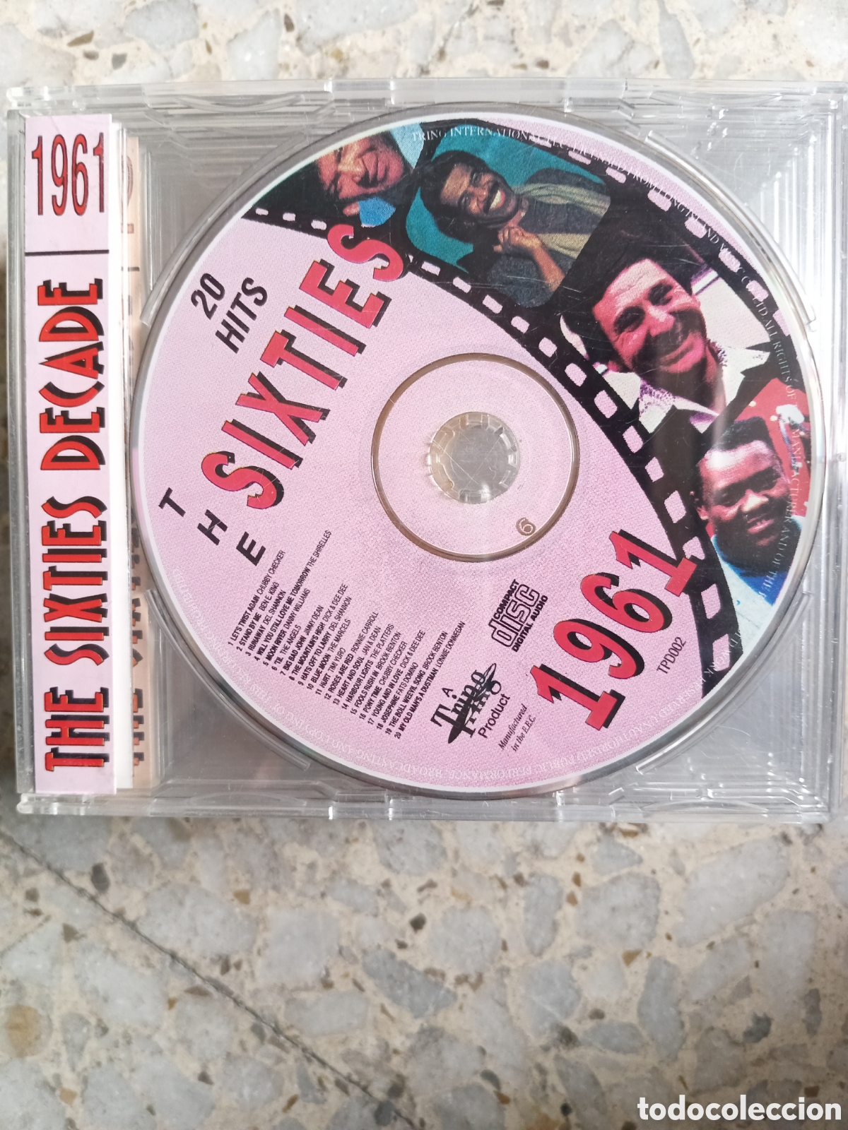 CDs de m&uacute;sica: CD 20 HITS THE SIXTIES DECADE 1961 - Foto 1