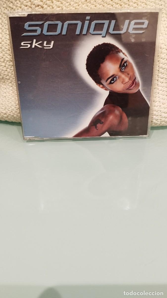 CDs de m&uacute;sica: SONIQUE  SKY  CD SINGLE - Foto 1