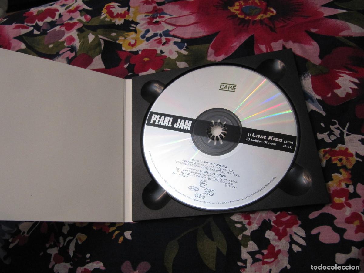 CDs de m&uacute;sica: PEARL JAM - CD SINGLE - LAST KISS - Foto 2