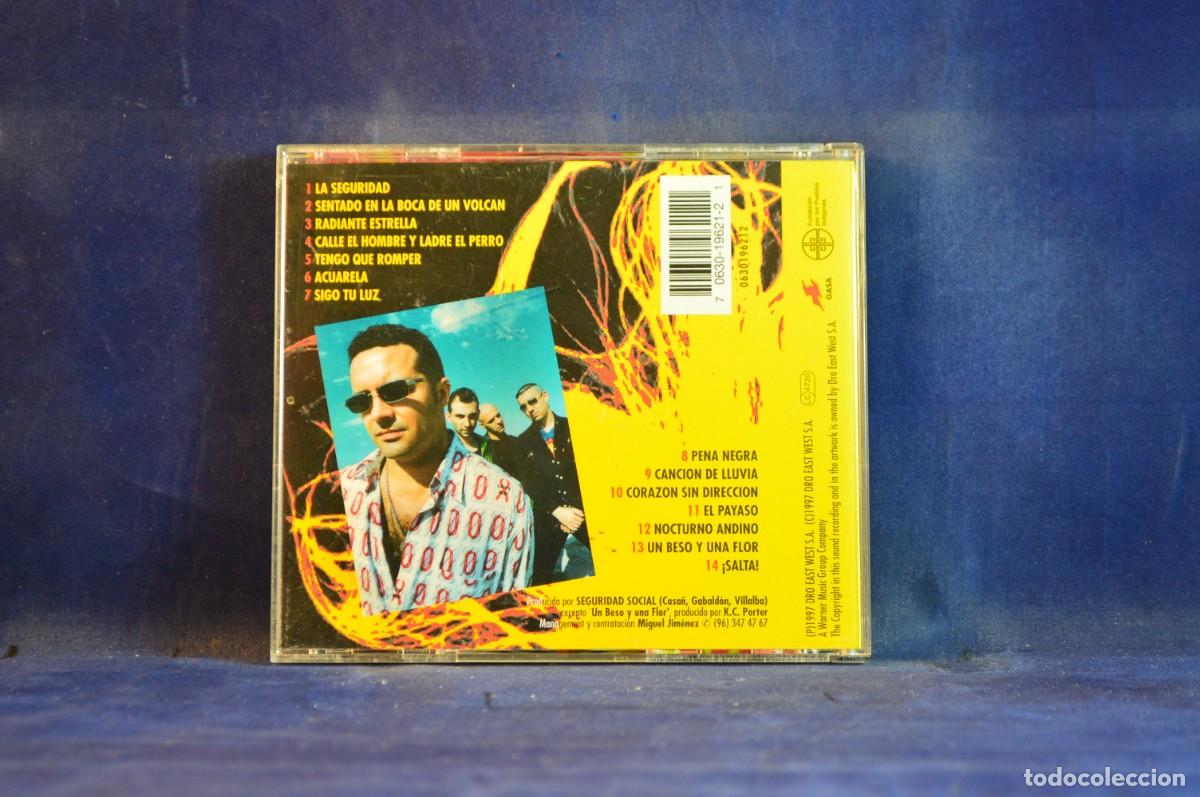 CDs de m&uacute;sica: SEGURIDAD SOCIAL &ndash; EN LA BOCA DEL VOLC&Aacute;N - CD - Foto 2