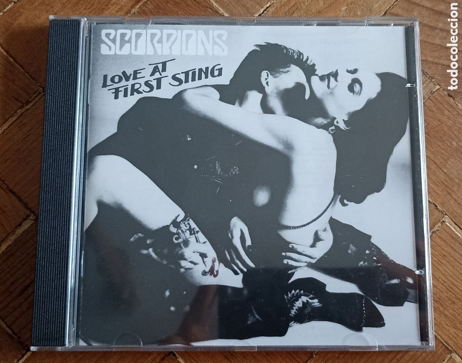 CDs de m&uacute;sica: CD Scorpions Love at first sting - Foto 1