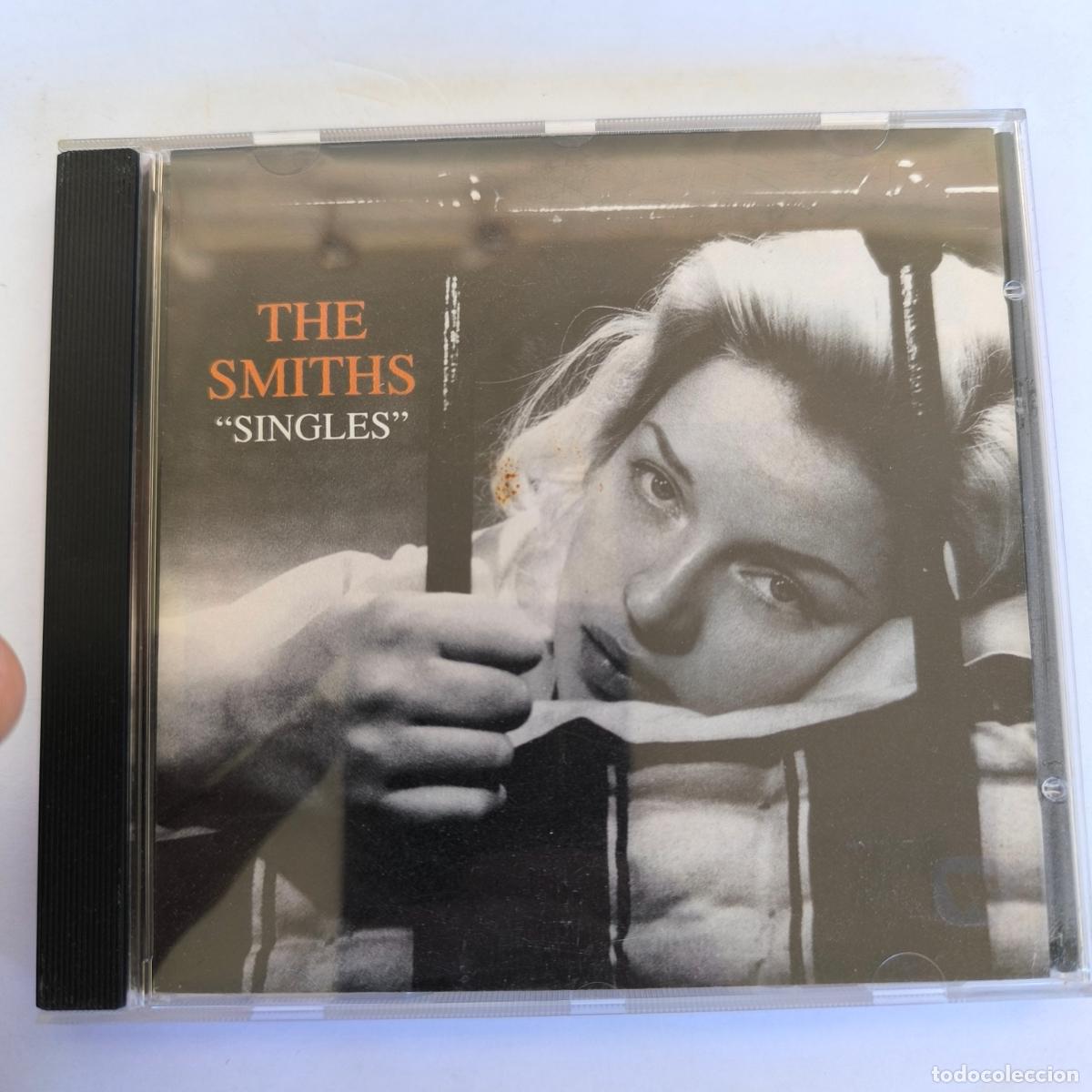 CDs de m&uacute;sica: THE SMITHS &rdquo;SINGLES&rdquo; CD 18 TRACKS - Foto 1