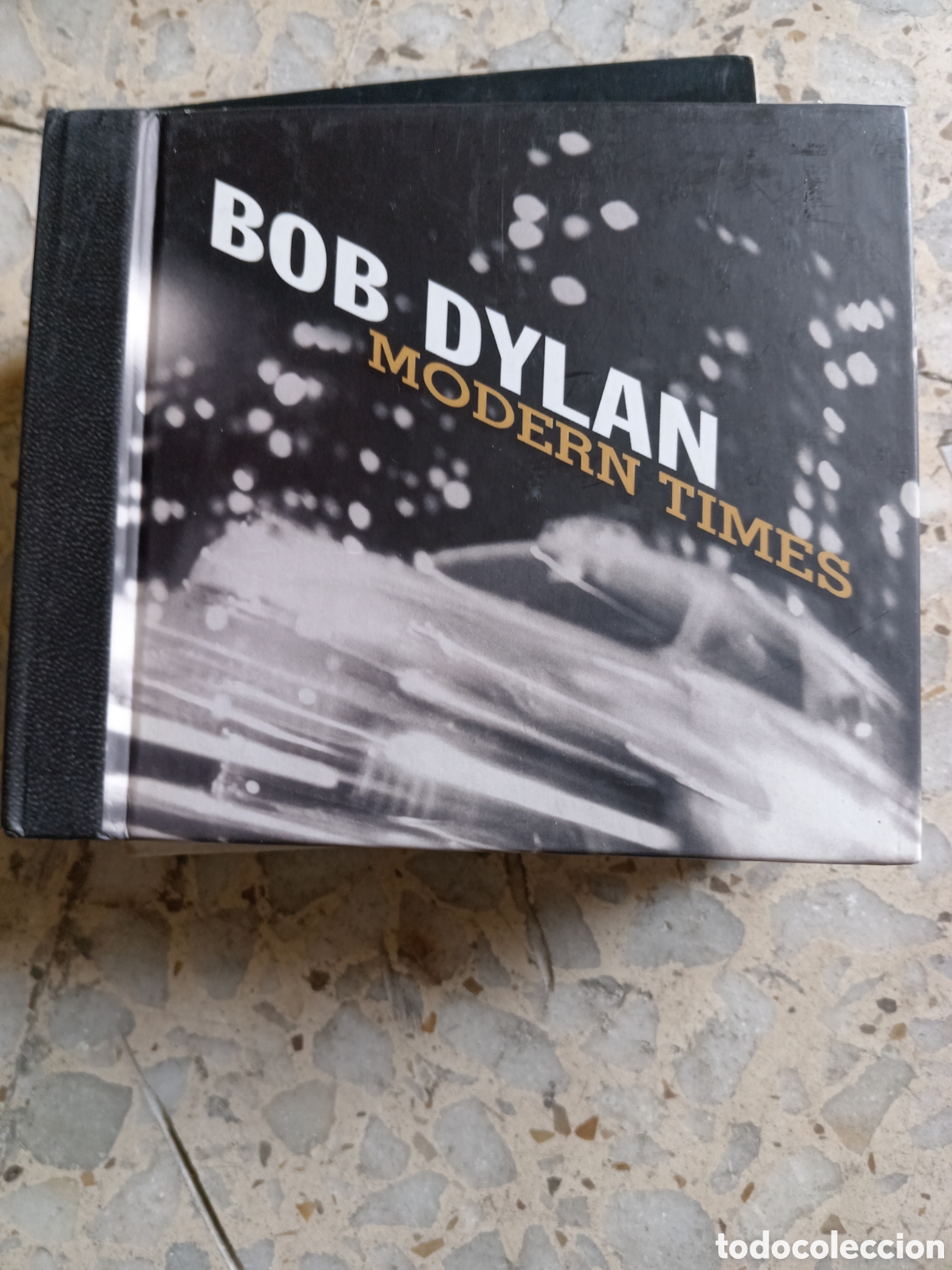 CDs de m&uacute;sica: CD DVD BOB DYLAN MODERN TIMES - Foto 1