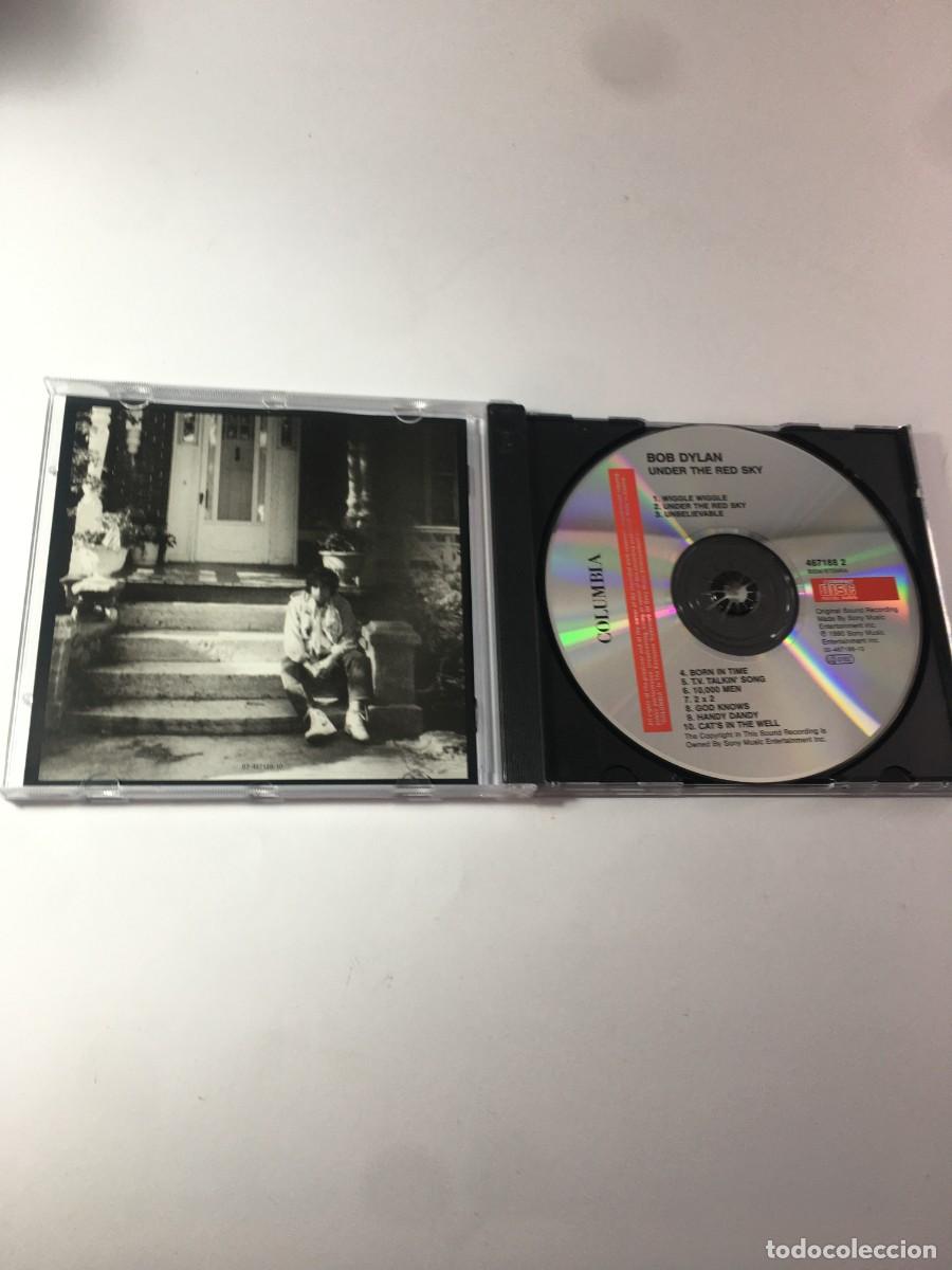 CDs de m&uacute;sica: BOB DYLAN - UNDER THE RED SKY - CD IMPORTADO - Foto 2
