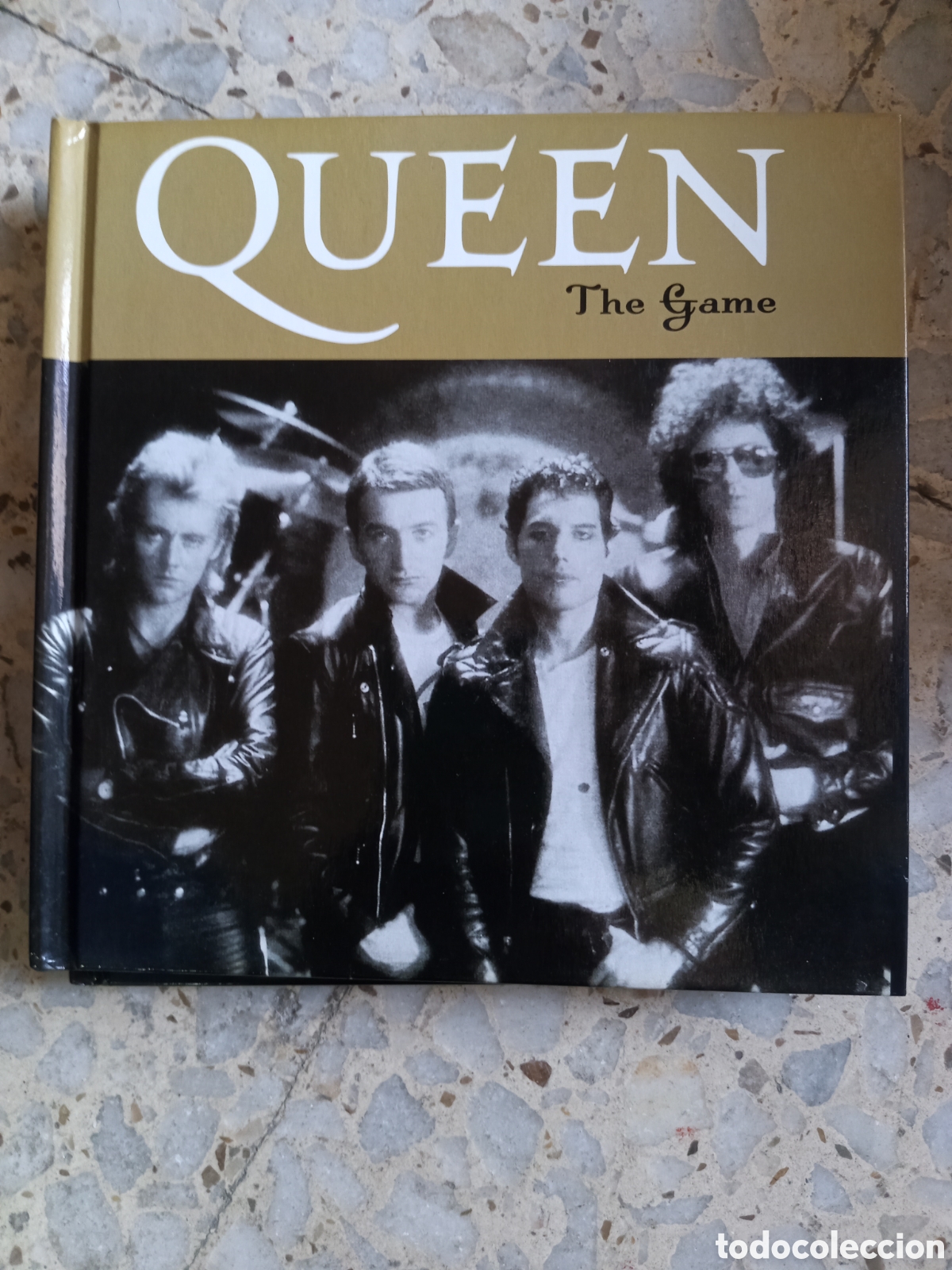CDs de m&uacute;sica: CD Y LIBRO QUEEN THE GAME - Foto 1