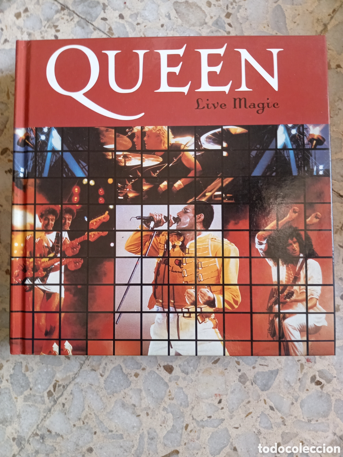 CDs de m&uacute;sica: CD Y LIBRO QUEEN LIVE MAGIC - Foto 1
