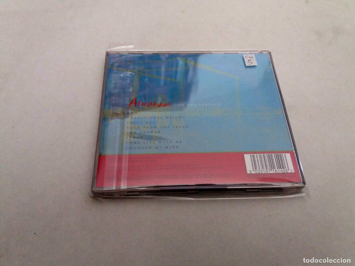 CDs de m&uacute;sica: ABRAHAM &rdquo;ON THE SURFACE&rdquo; CD 8 TRACKS COMO NUEVO - Foto 2
