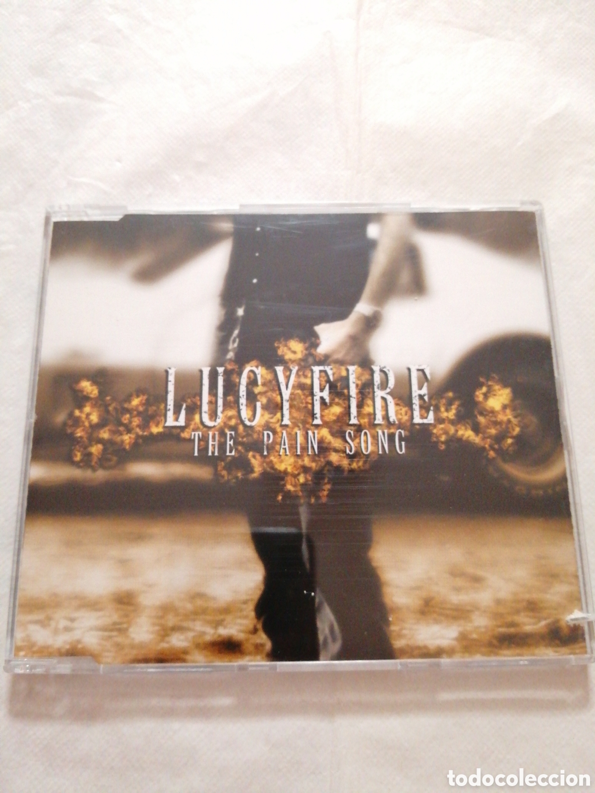 CDs de M&uacute;sica: Lucyfire. The pain song. Cd single
