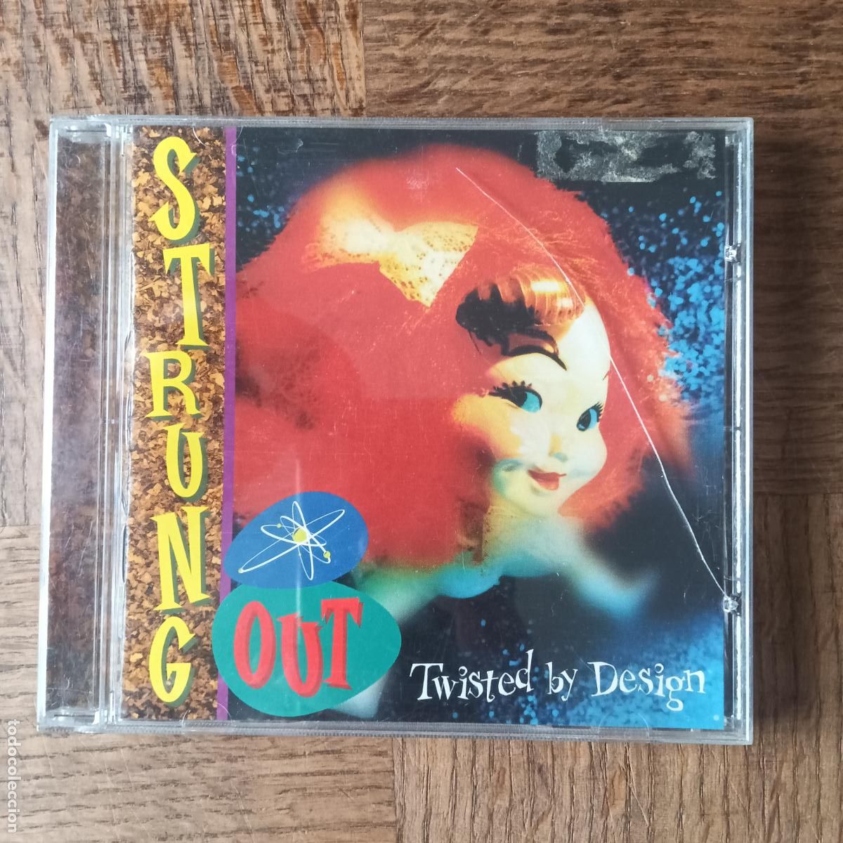 CDs de m&uacute;sica: STRUNG OUT, TWISTED BY DESIGN. CD PUNK - Foto 1