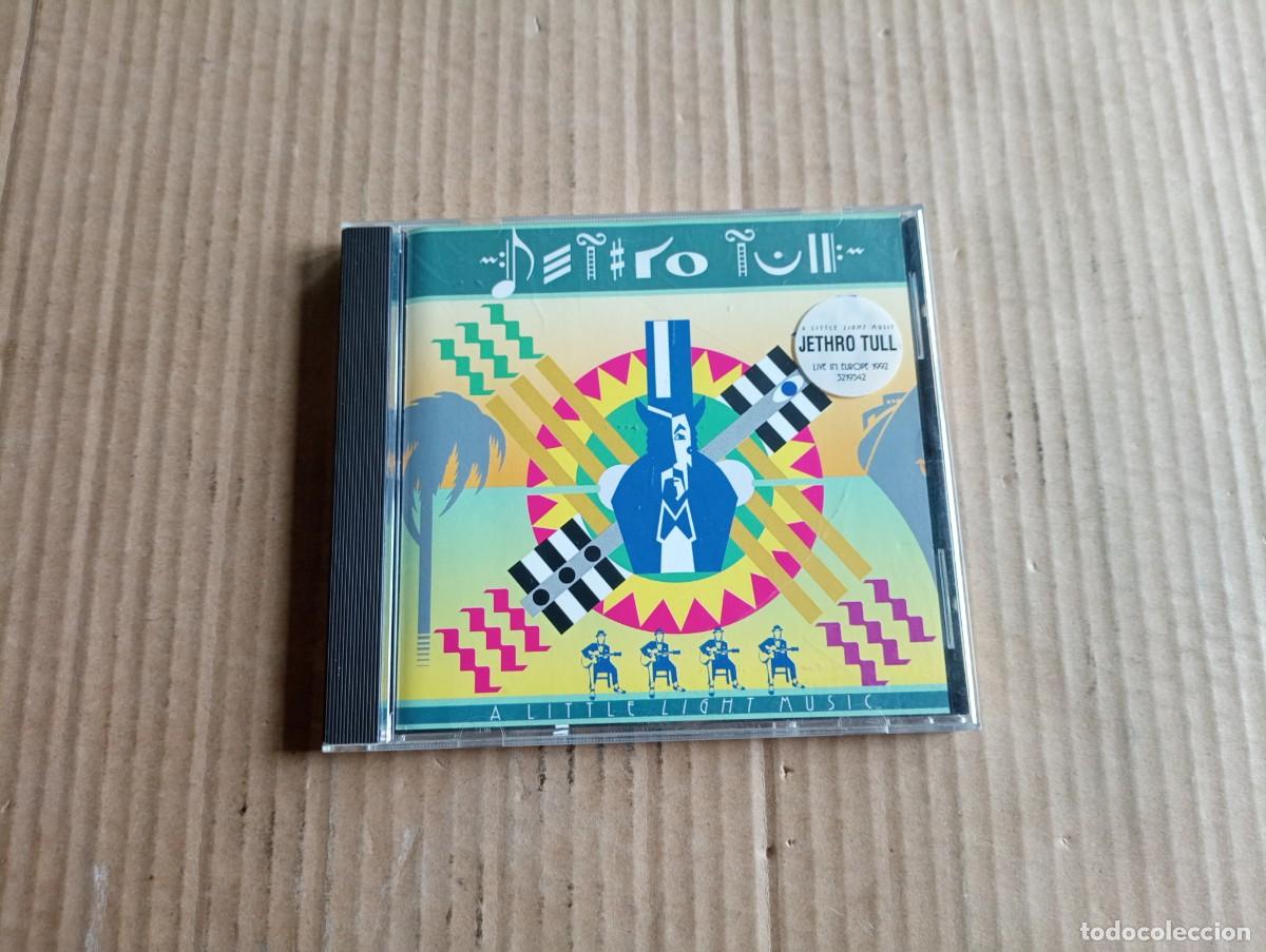CDs de m&uacute;sica: JETHRO TULL - A LITTLE LIGHT MUSIC CD - Foto 1