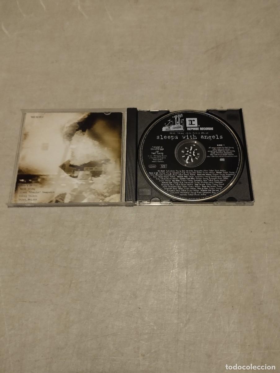 CDs de m&uacute;sica: Neil Young CD Sleeps With Angels - Foto 2