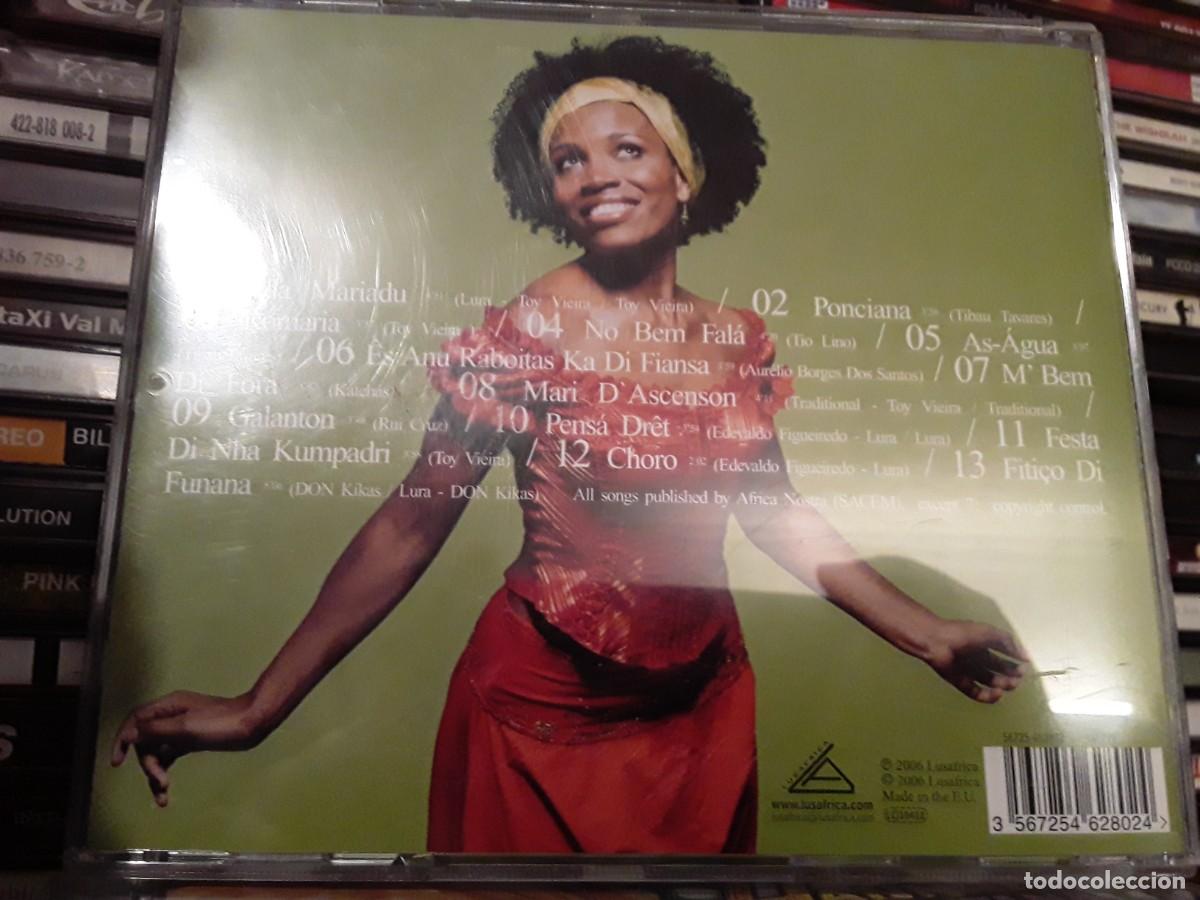 CDs de m&uacute;sica: Lura &lrm;&ndash; M Bem Di Fora - cd - Foto 2