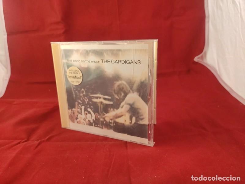 CDs de m&uacute;sica: CD The Cardigans - First band on the moon - Foto 1
