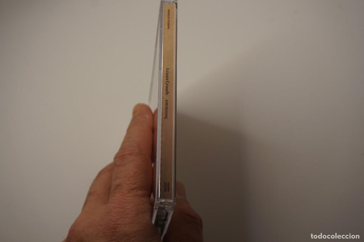 CDs de m&uacute;sica: CD - ARIANA GRANDE - SWEETENER - Foto 4