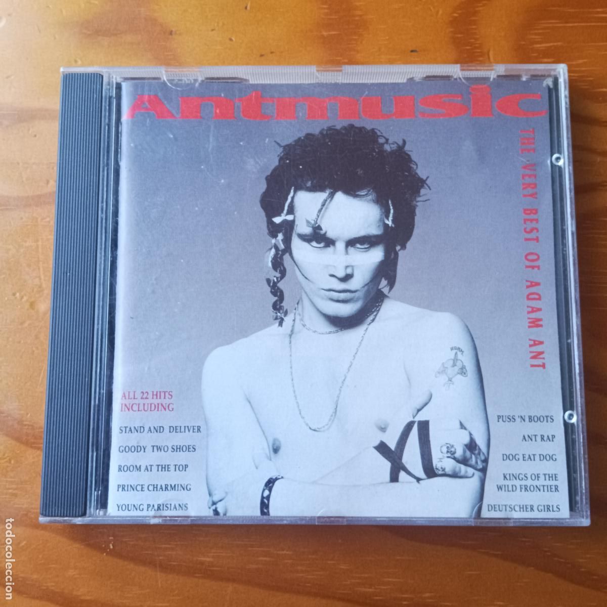 CDs de m&uacute;sica: ANTMUSIC, the very best of ADAM ANT. CD