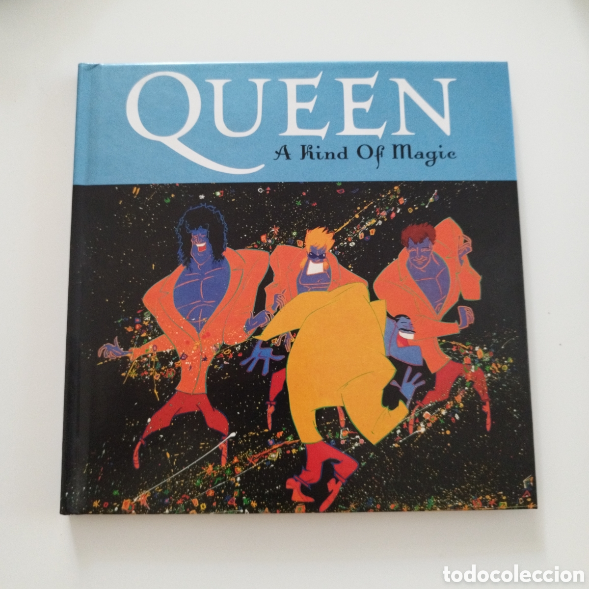 CDs de m&uacute;sica: CD - LIBRO / QUEEN / A KIND OF MAGIC / - Foto 1