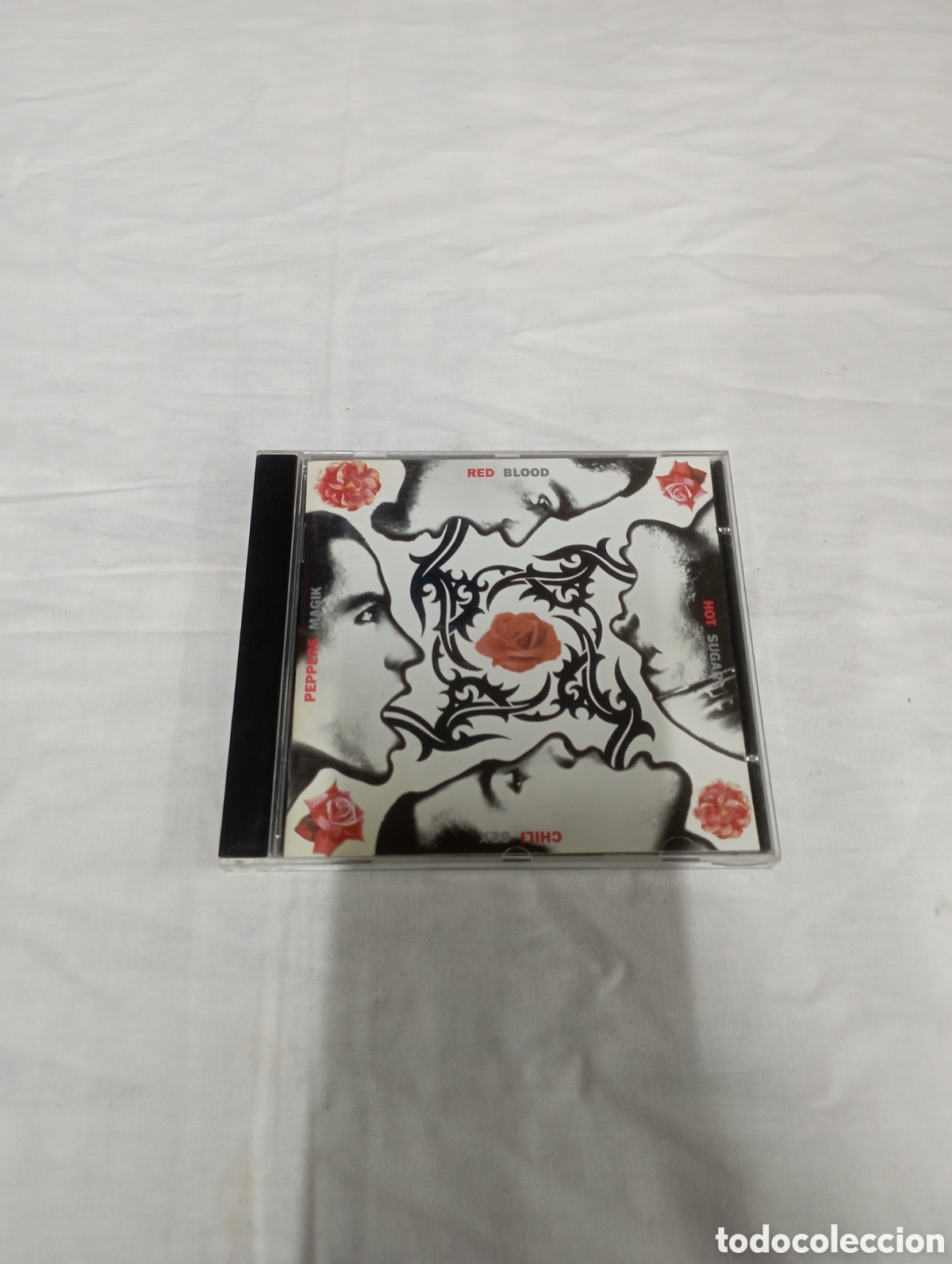 CDs de m&uacute;sica: Peppers Magik red blood - Foto 1