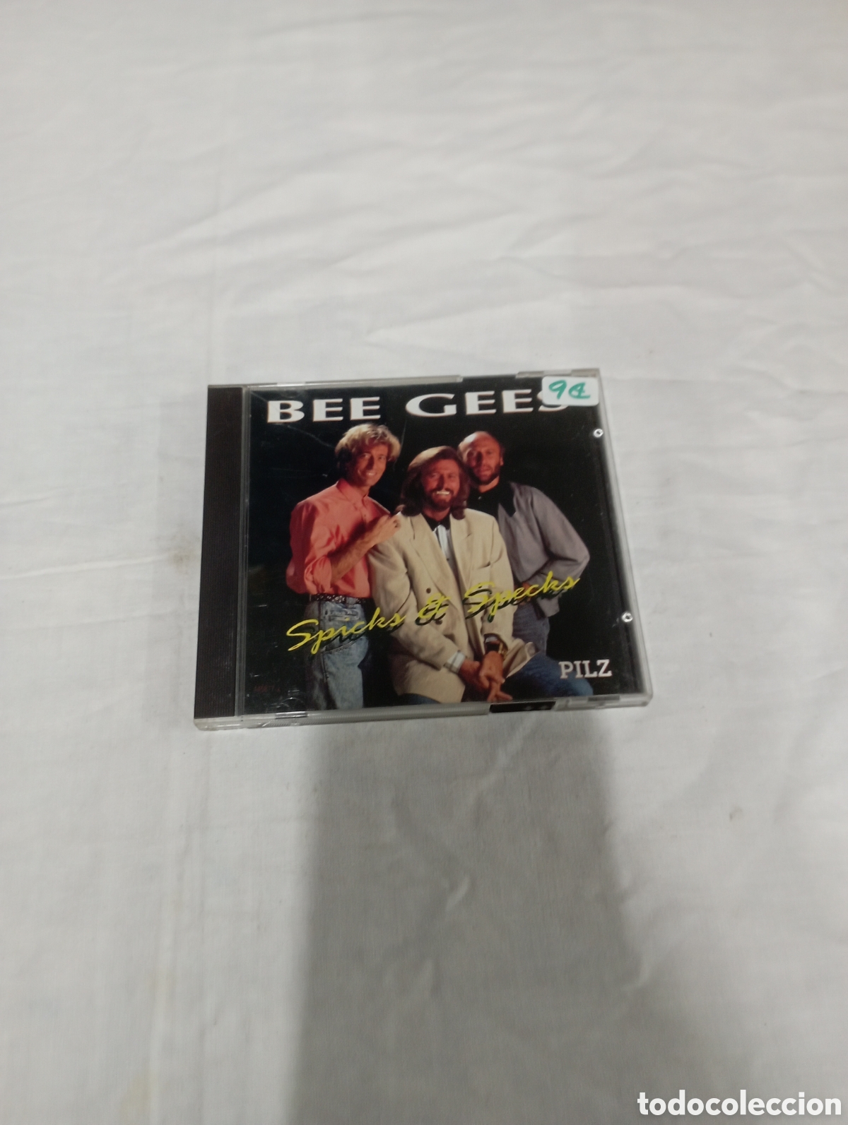 CDs de m&uacute;sica: Bee Gees spicks & specks - Foto 1